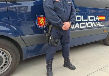 Detenido por agredir e intentar quitar el móvil a un viandante que le pilló merodeando en coches