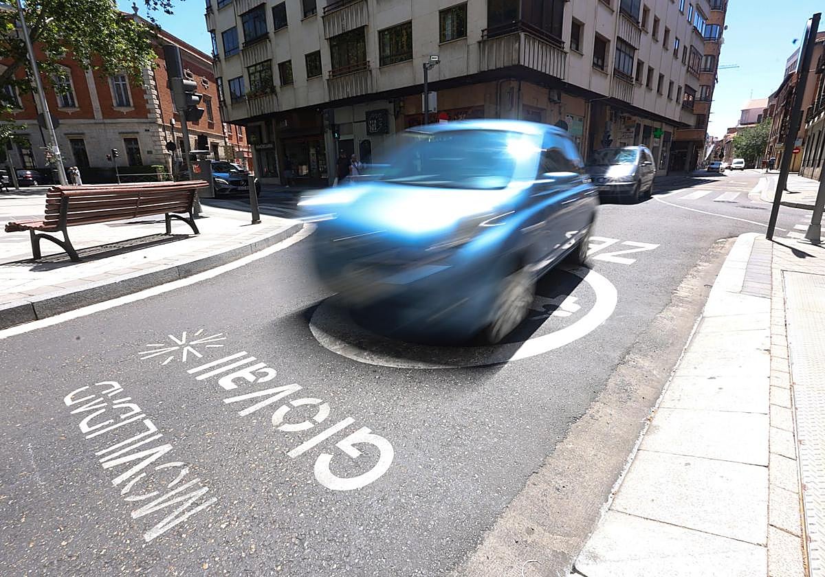 Acceso a la zona de bajas emisiones de Valladolid.