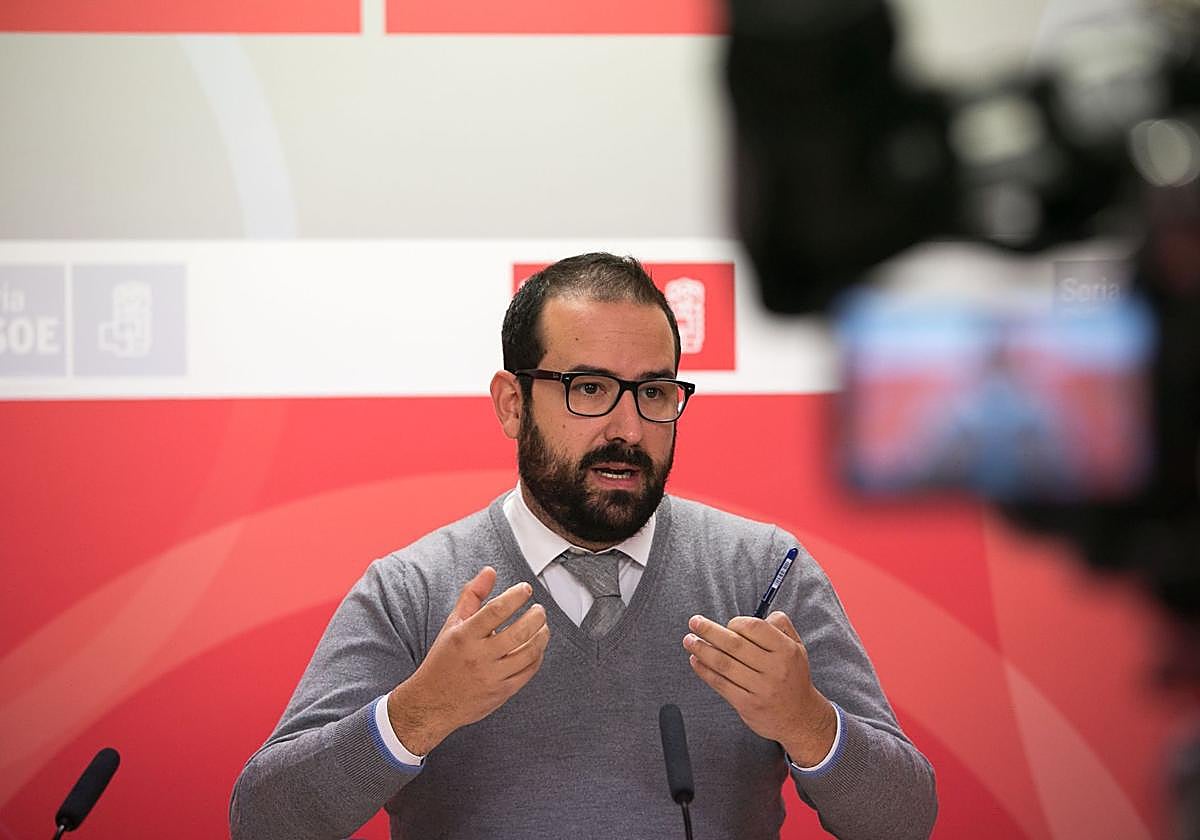 El exprocurador socialista Ángel Hernández, en una intervención en 2020.