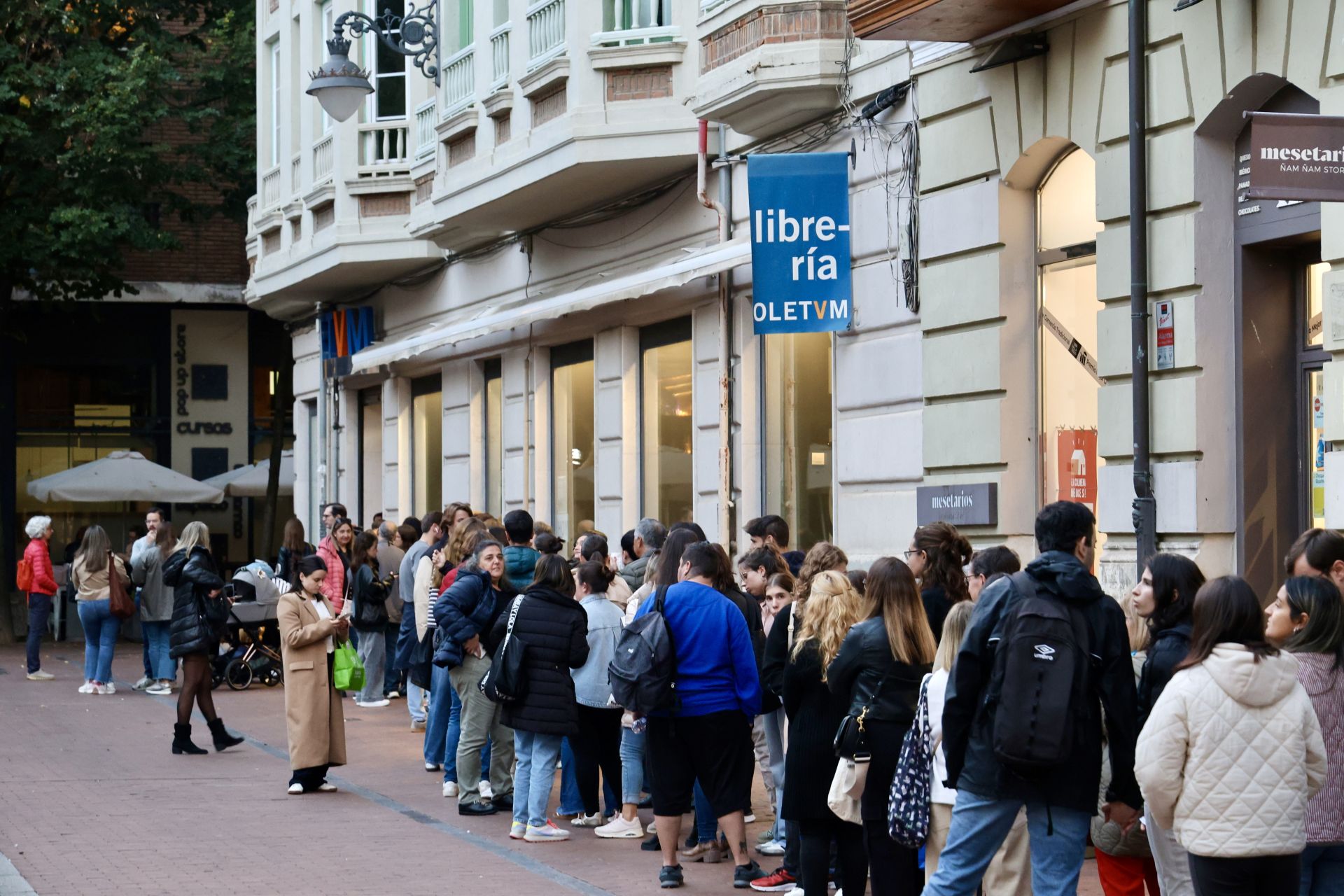 Firma de libros de Javier Castillo en Valladolid