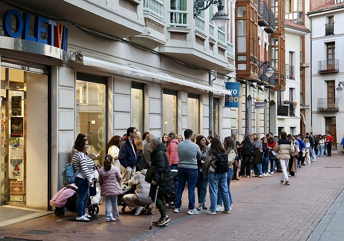 Firma de libros de Javier Castillo en Valladolid