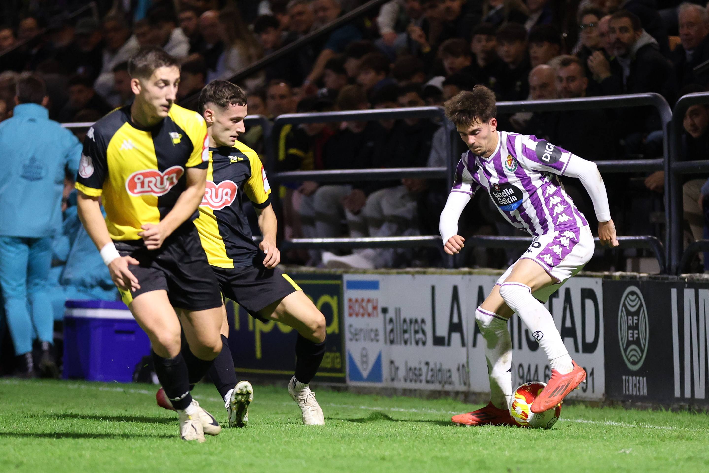 Las imágenes de la bochornosa eliminación del Real Valladolid