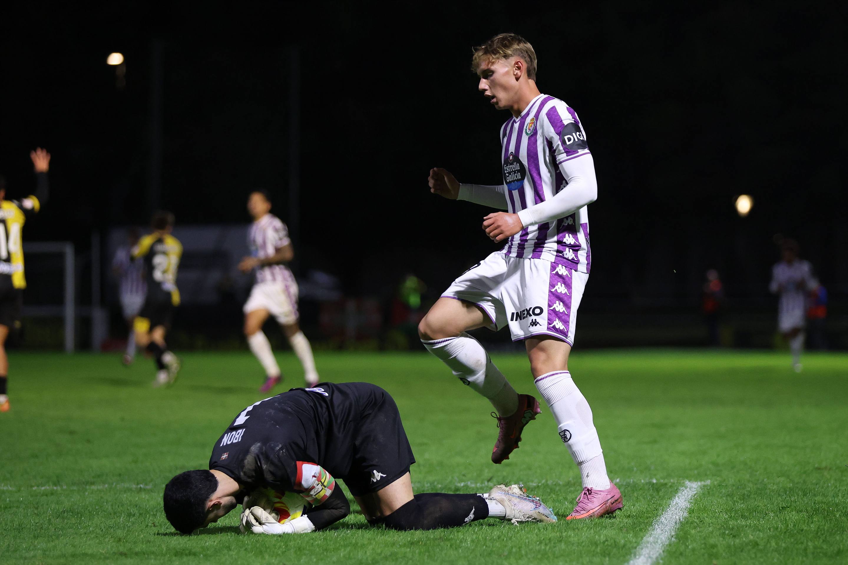 Las imágenes de la bochornosa eliminación del Real Valladolid