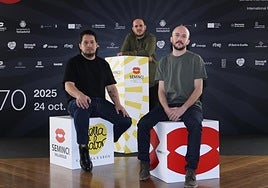 Ezequiel Salinas, Ramiro Sonzini y Octavio Bertone, directores y protagonista de 'La noche está marchándose ya'.