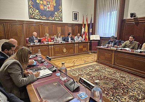 Imagen del pleno de la Diputación de este último jueves de octubre.
