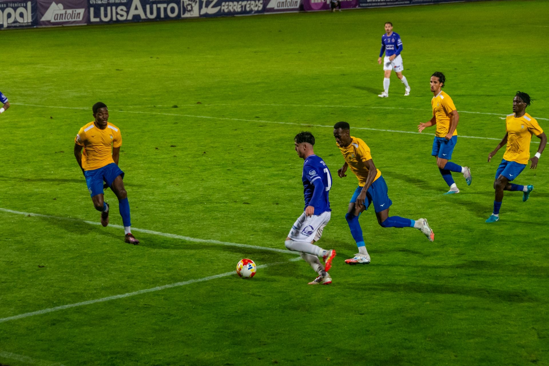 El Palencia Cristo sigue en lo alto de la tabla
