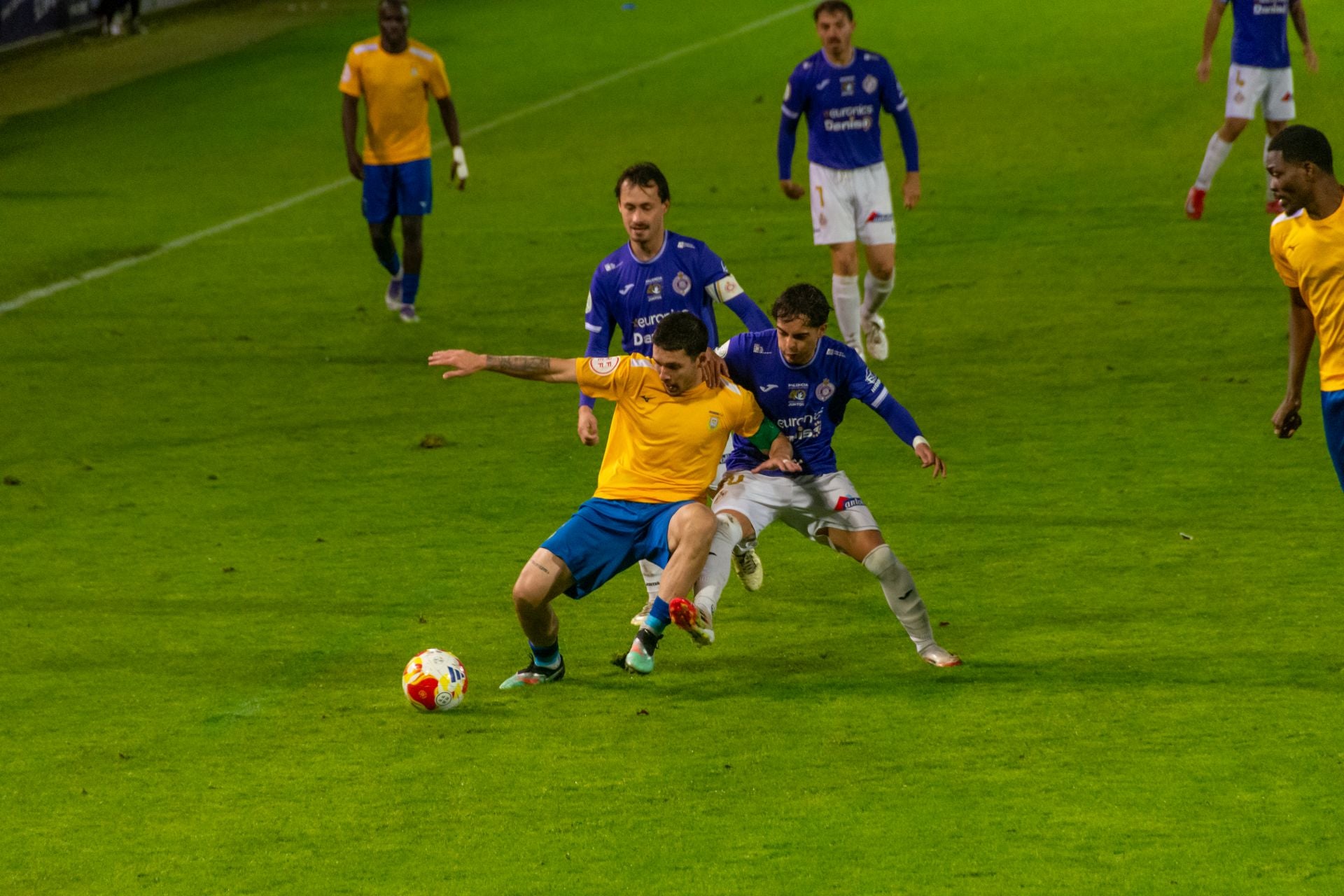 El Palencia Cristo sigue en lo alto de la tabla