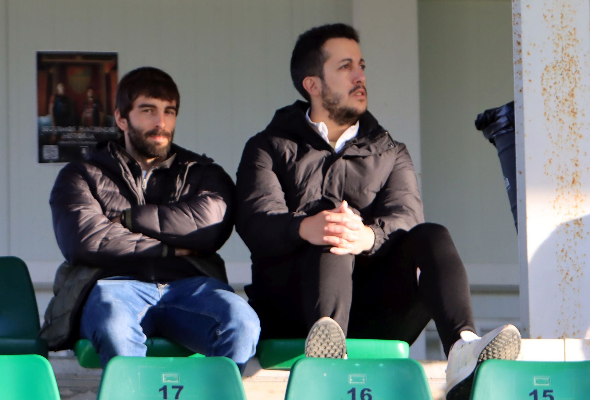 Búscate en las gradas de La Albuera durante el partido de la Segoviana