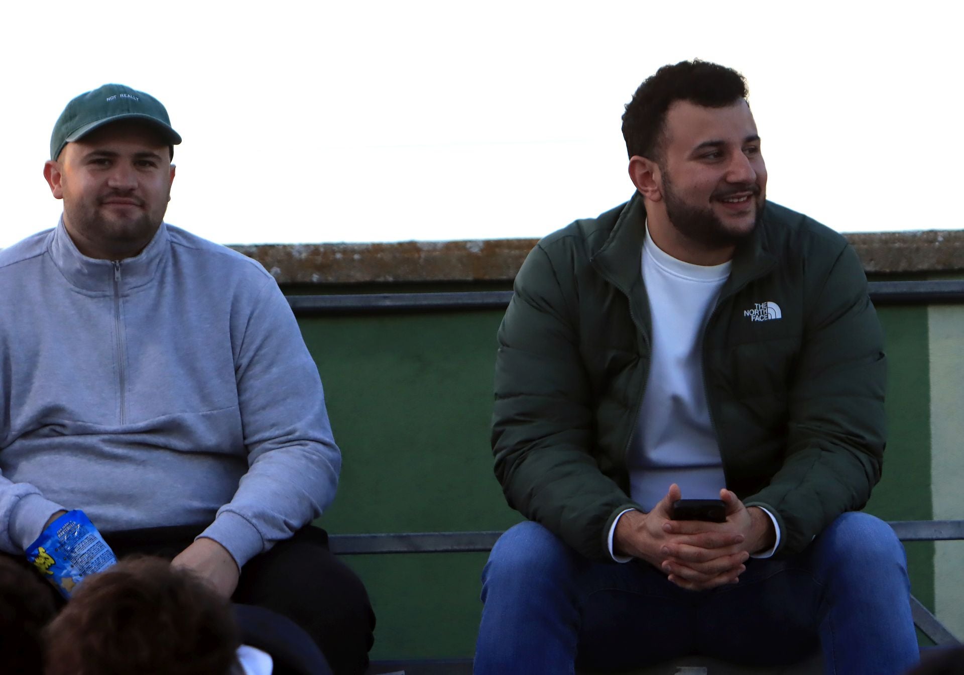 Búscate en las gradas de La Albuera durante el partido de la Segoviana