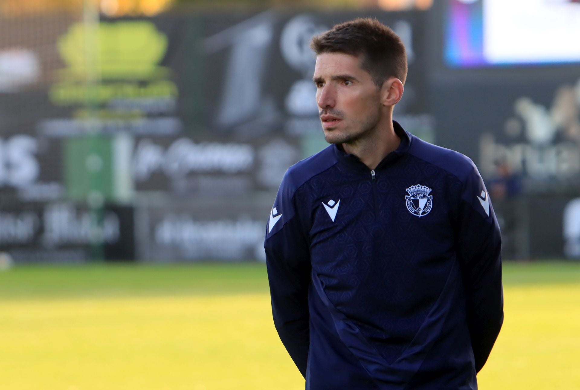 Fotos del partido entre la Segoviana y el Burgos Promesas