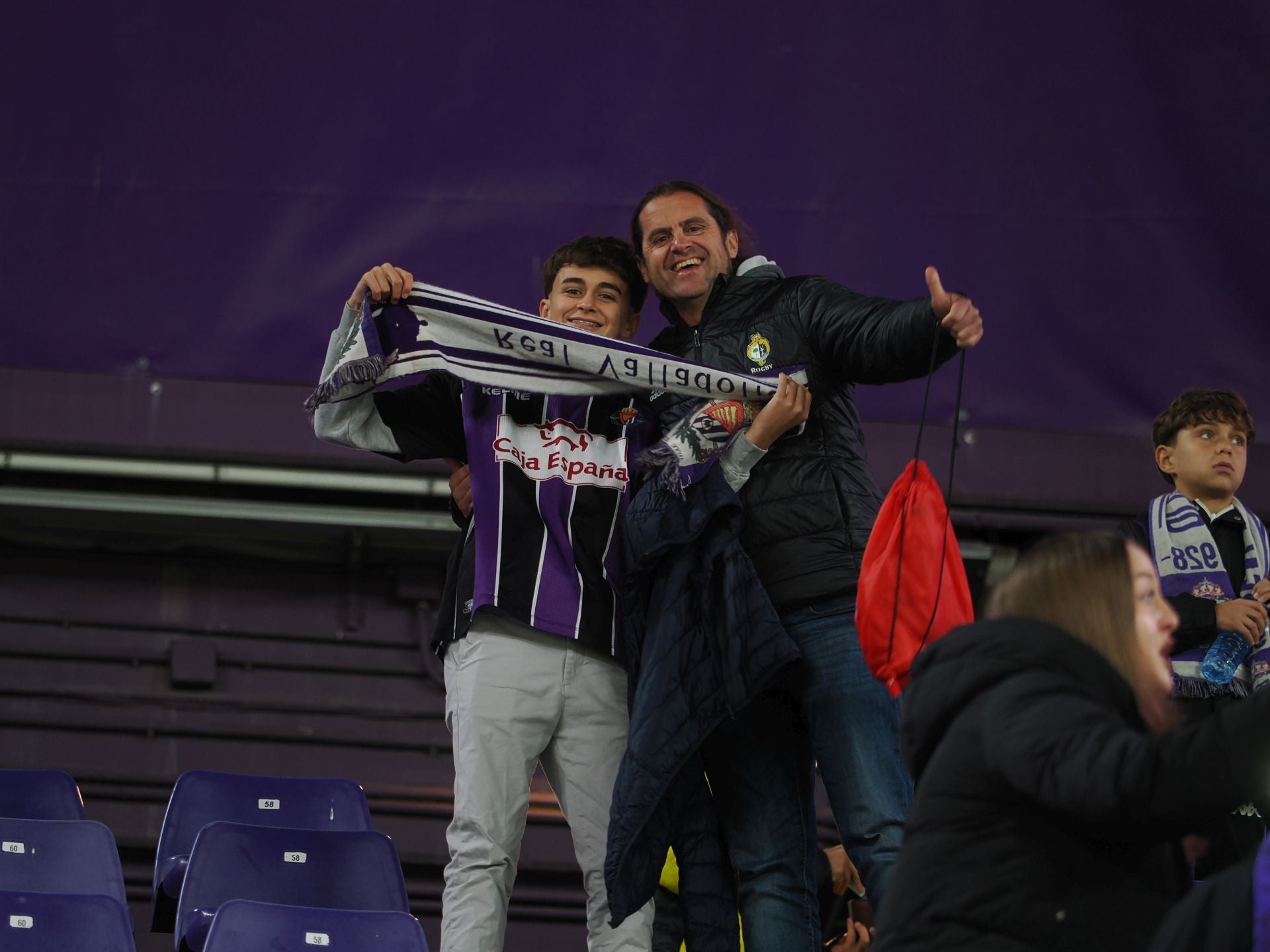 Búscate en la grada del estadio José Zorrilla (4/4)