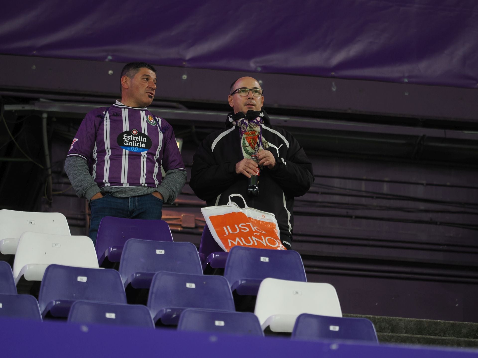 Búscate en la grada del estadio José Zorrilla (4/4)