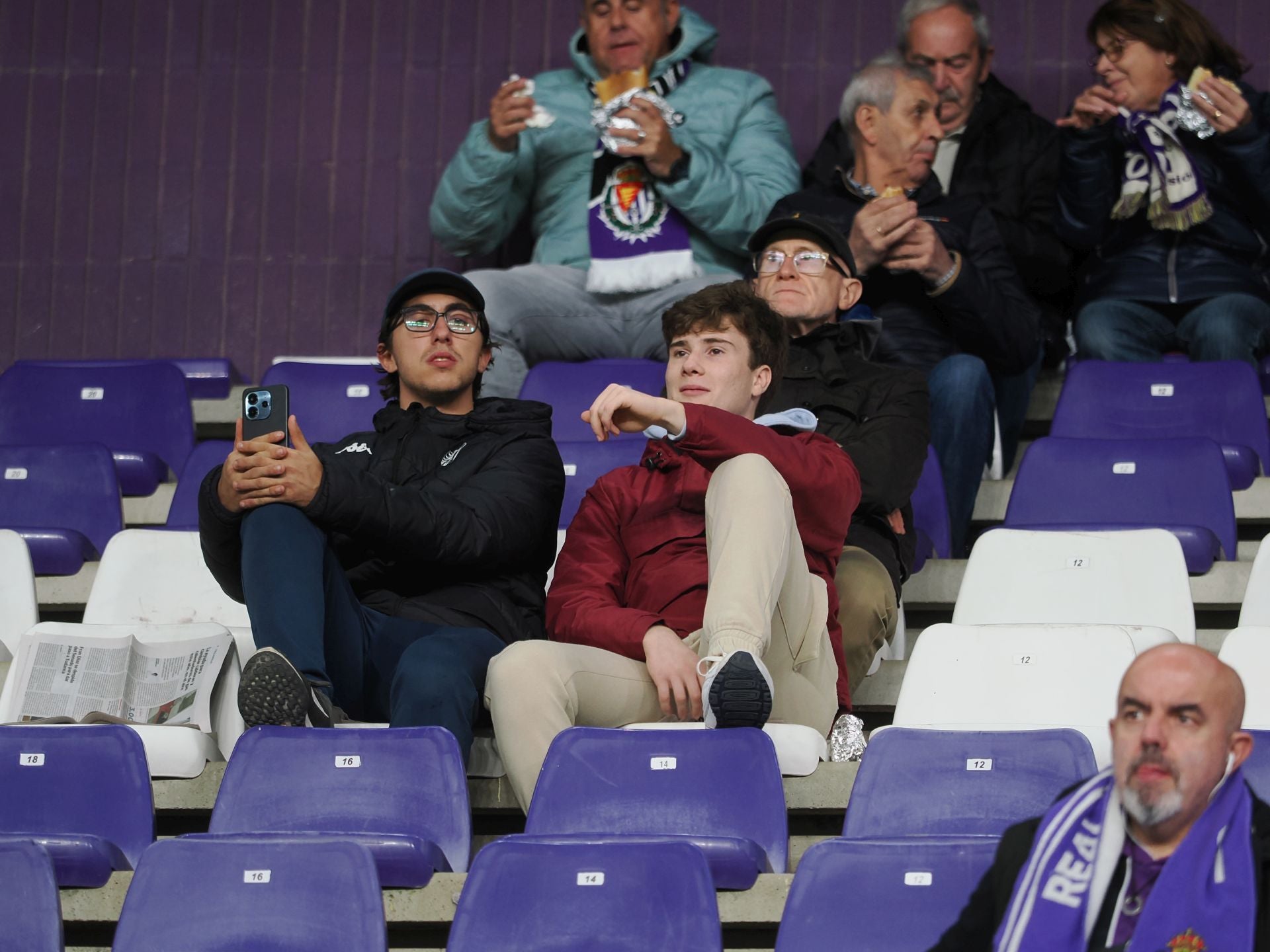 Búscate en la grada del estadio José Zorrilla (4/4)