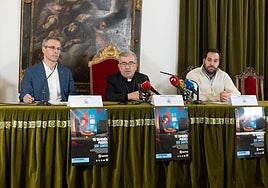 Óscar Agüero, ecónomo de la Diócesis, junto a Luis Argüello, arzobispo, y Juan Carlos Álvarez, delegado de Patrimonio.