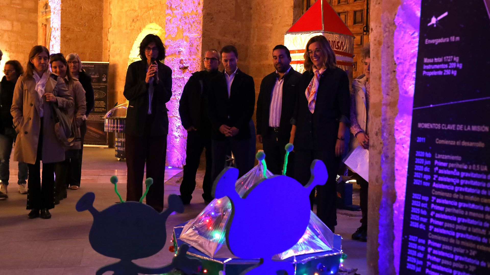 Hospitalarias reinterpreta el cosmos en Palencia