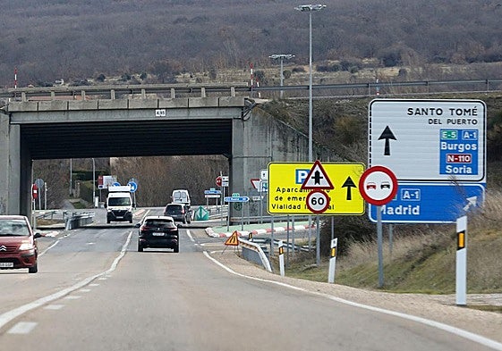 Enlace con la A-1 a la altura de Santo Tomé del Puerto.