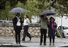 Imágenes de la tormenta que ha descargado este miércoles en Valladolid