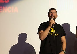 El director Cristian Beteta, ganador del Premio al Mejor Cortometraje, en el Festival Terroríficamente Cortos.