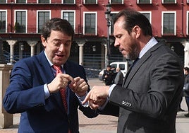 Alfonso Fernández Mañueco y Óscar Puente, en marzo de 2022, cuando el socialista era alcalde de Valladolid.