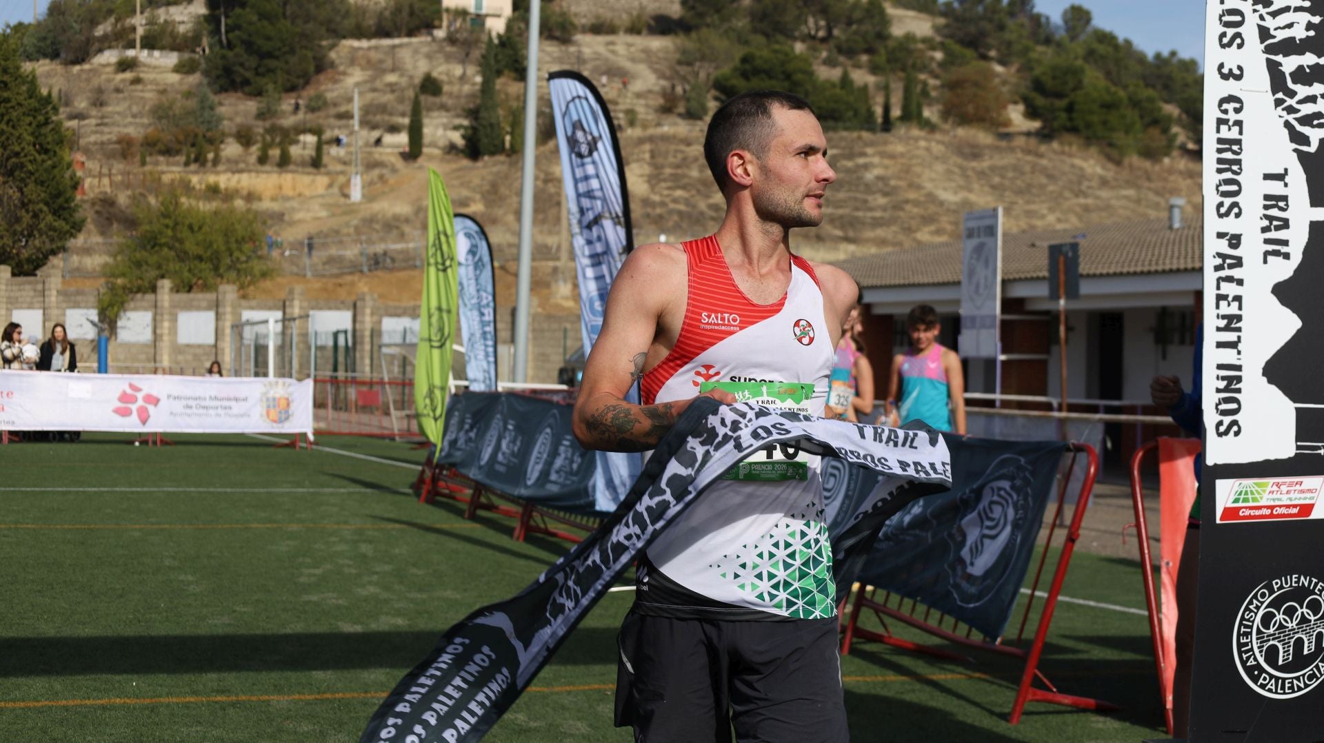 Doscientos atletas participan en el trail de Los Tres Cerros Palentinos