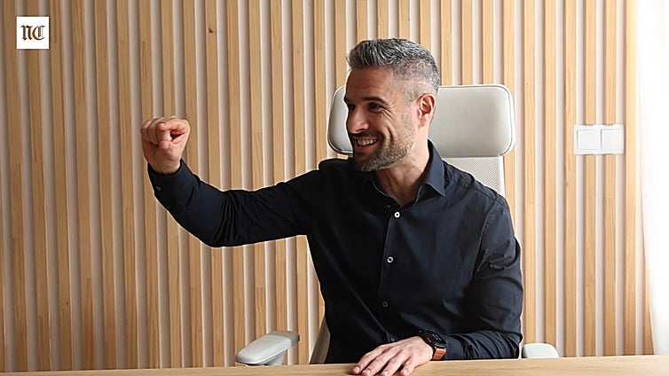 David Gómez, psicólogo vallisoletano: «La gente venía en secreto, se escondían en el portal»