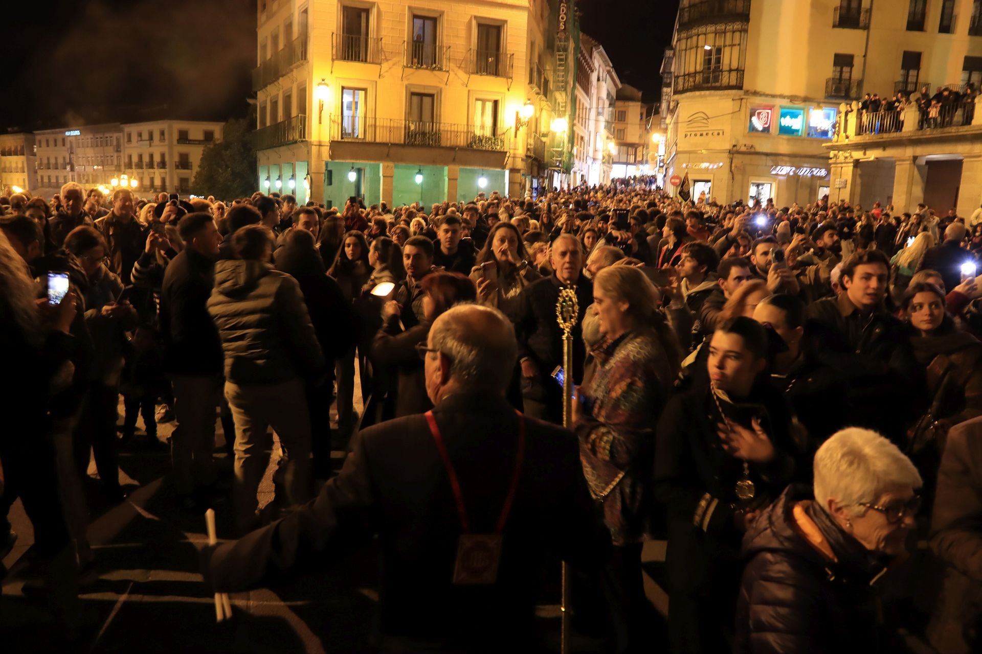 Fotografías de la procesión extraordinaria del Cautivo de San José por Segovia