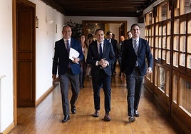 El vicepresidente de la Diputación, Víctor Alonso, el presidente de la Diputación, Conrado Íscar y el diputado provincial, Guzmán Gómez.