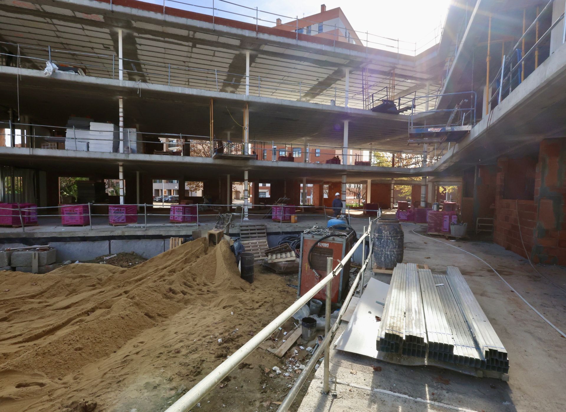 Las imágenes del solar junto a la antigua comisaria en Las Eras