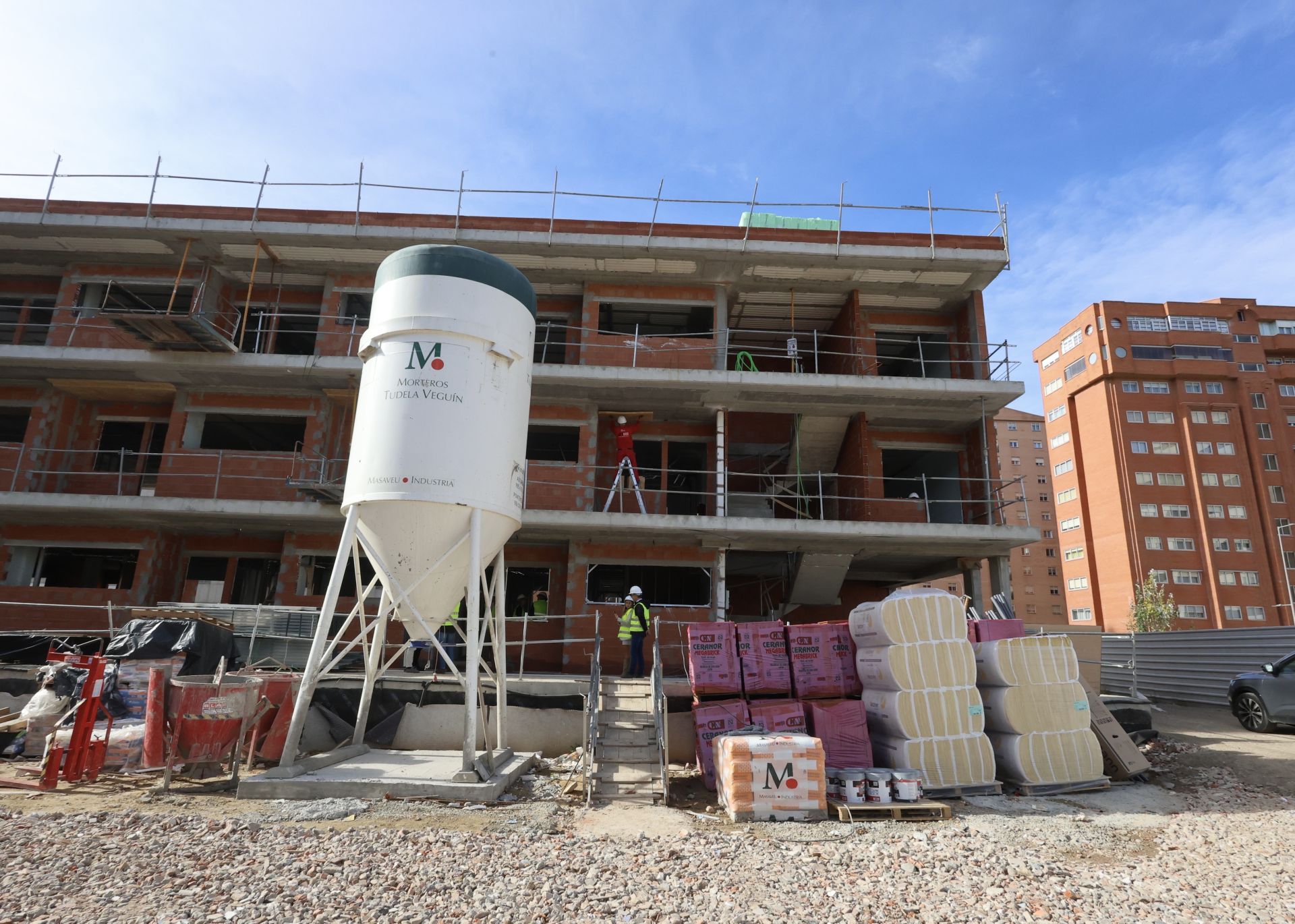 Las imágenes del solar junto a la antigua comisaria en Las Eras