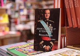 Un ejemplar de las memorias del rey emérito Juan Carlos I.