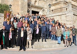 Foto de familia de los cooperativistas, durante la fiesta de San Millán.