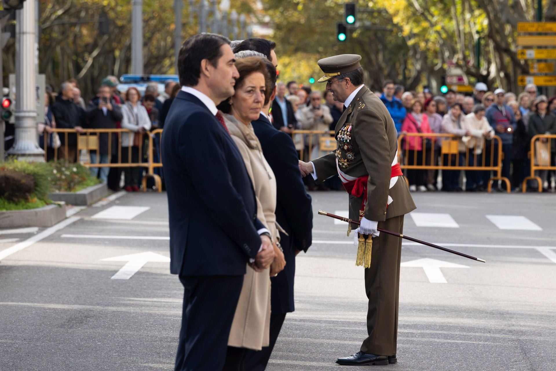 Las imágenes del desfile militar con motivo del 175 aniversario de la Academia de Caballería