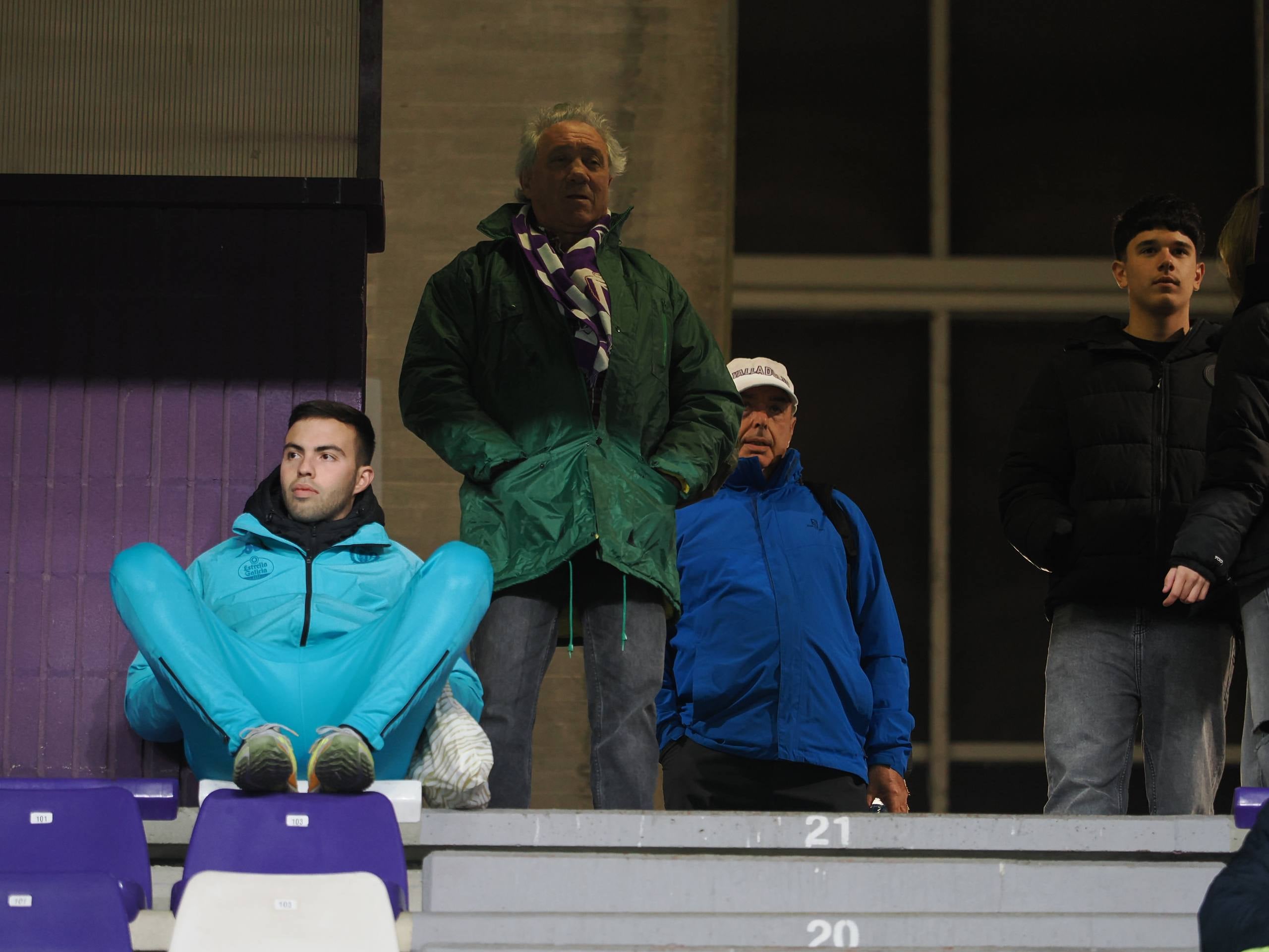 Búscate en la grada del estadio José Zorrilla (4/5)