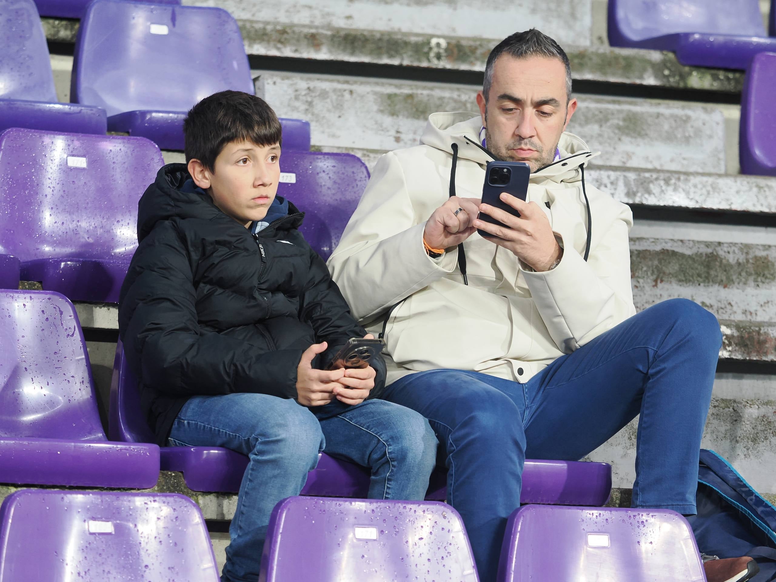 Búscate en la grada del estadio José Zorrilla (4/5)