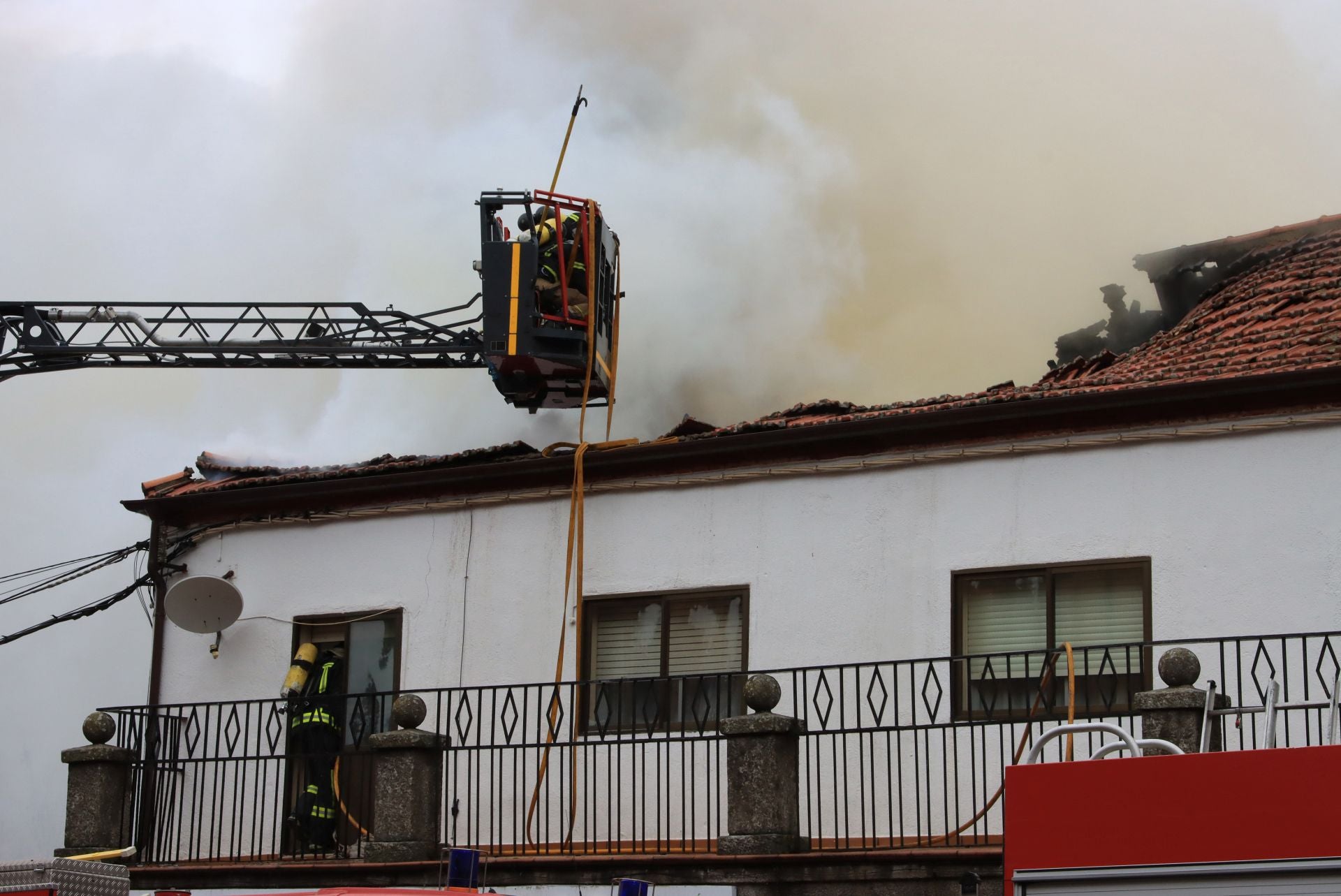 Fotos del incendio en la travesía de San Rafael