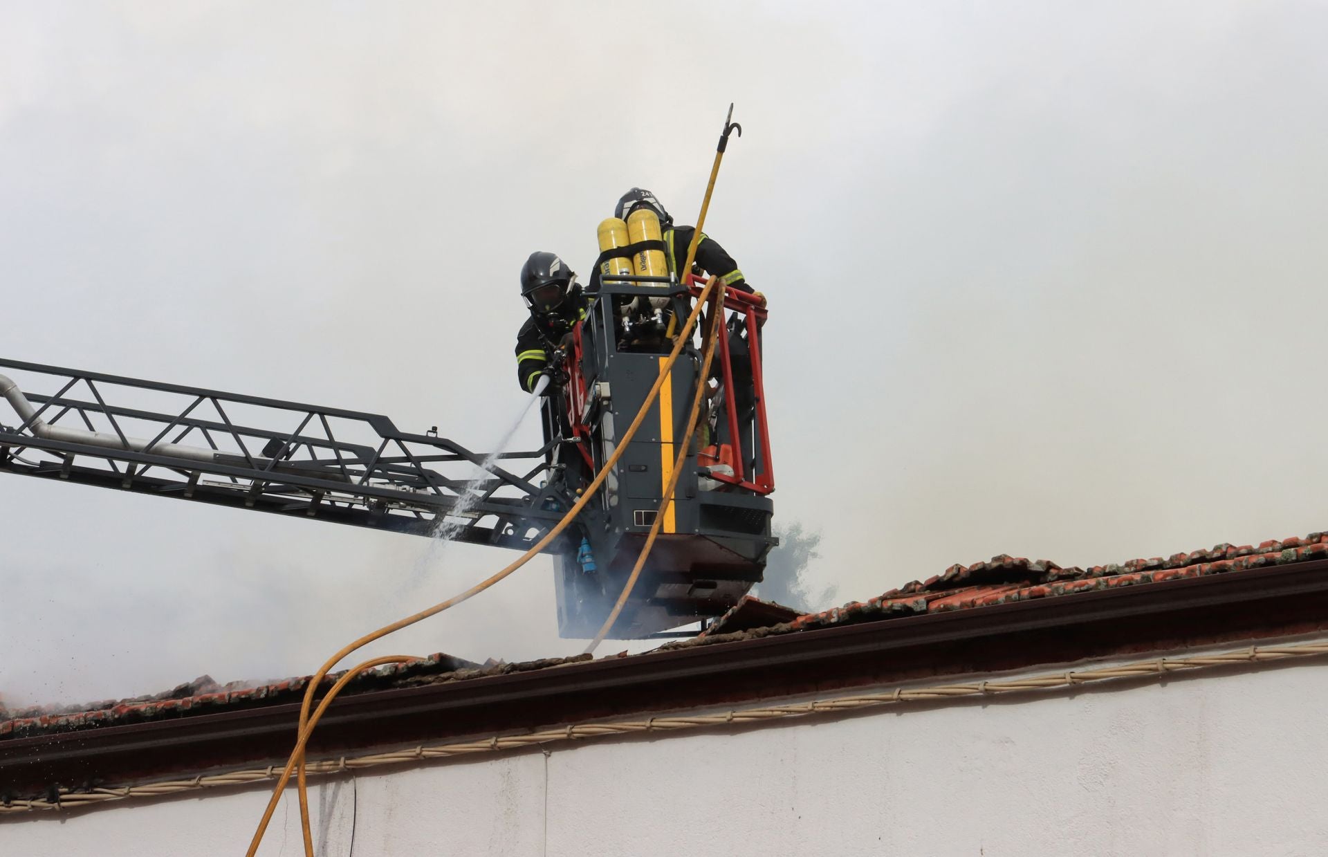 Fotos del incendio en la travesía de San Rafael