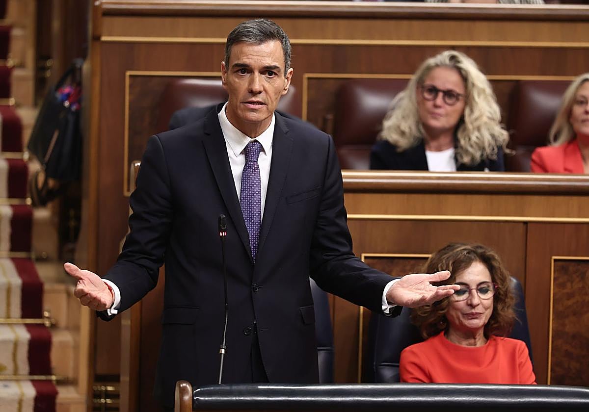 Pedro Sánchez interviene durante una sesión de control al Gobierno, en el Congreso de los Diputados.