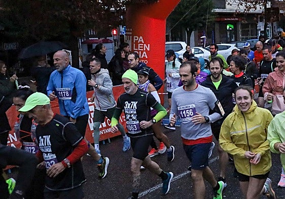 Salida de la Media Maratón Ciudad de Palencia.