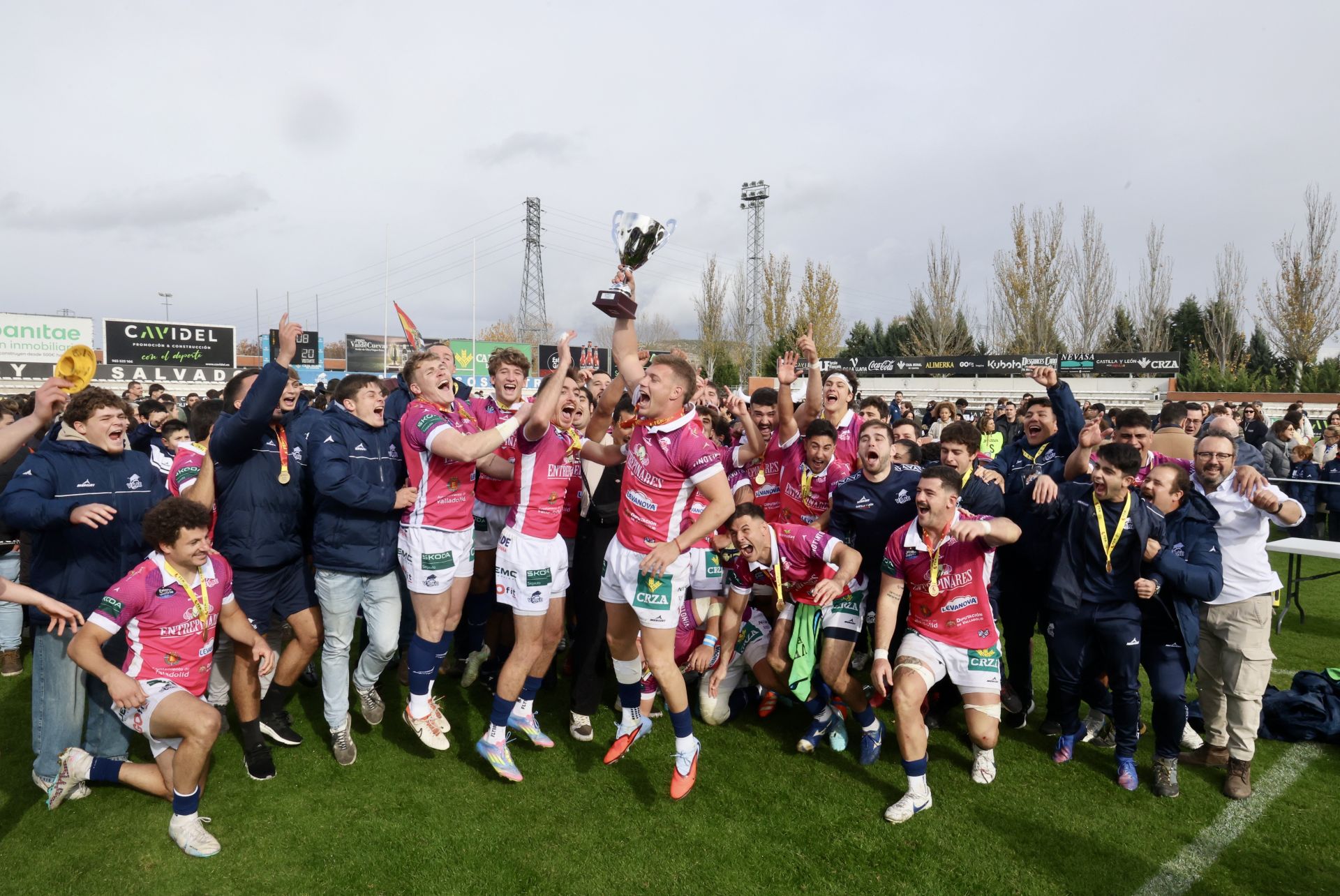 Las imágenes de la victoria del VRAC en la Supercopa de España de rugby