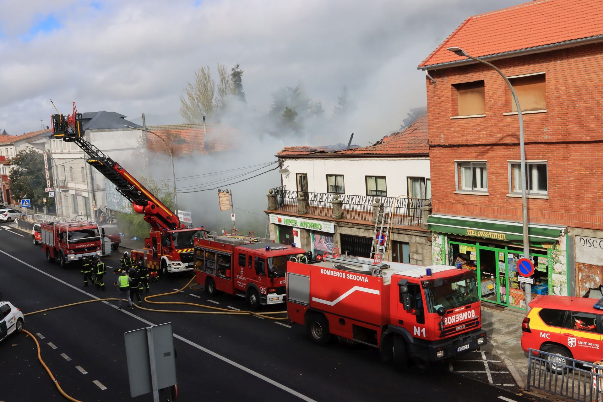 El incendio de San Rafael, en imágenes