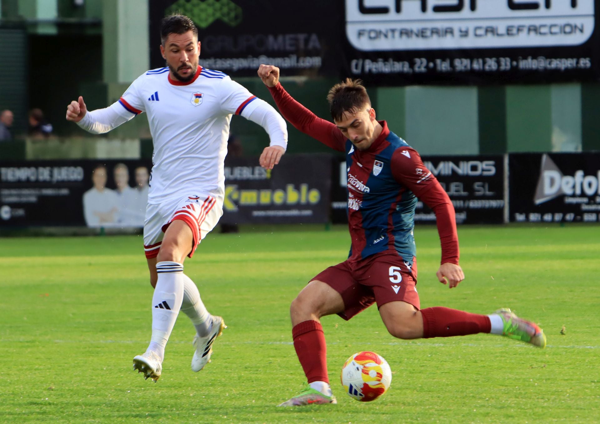 Fotos del triunfo de la Segoviana ante el Langreo