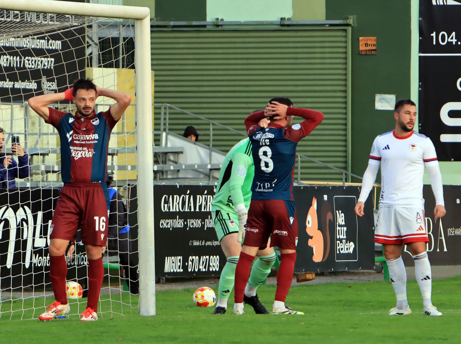 Fotos del triunfo de la Segoviana ante el Langreo