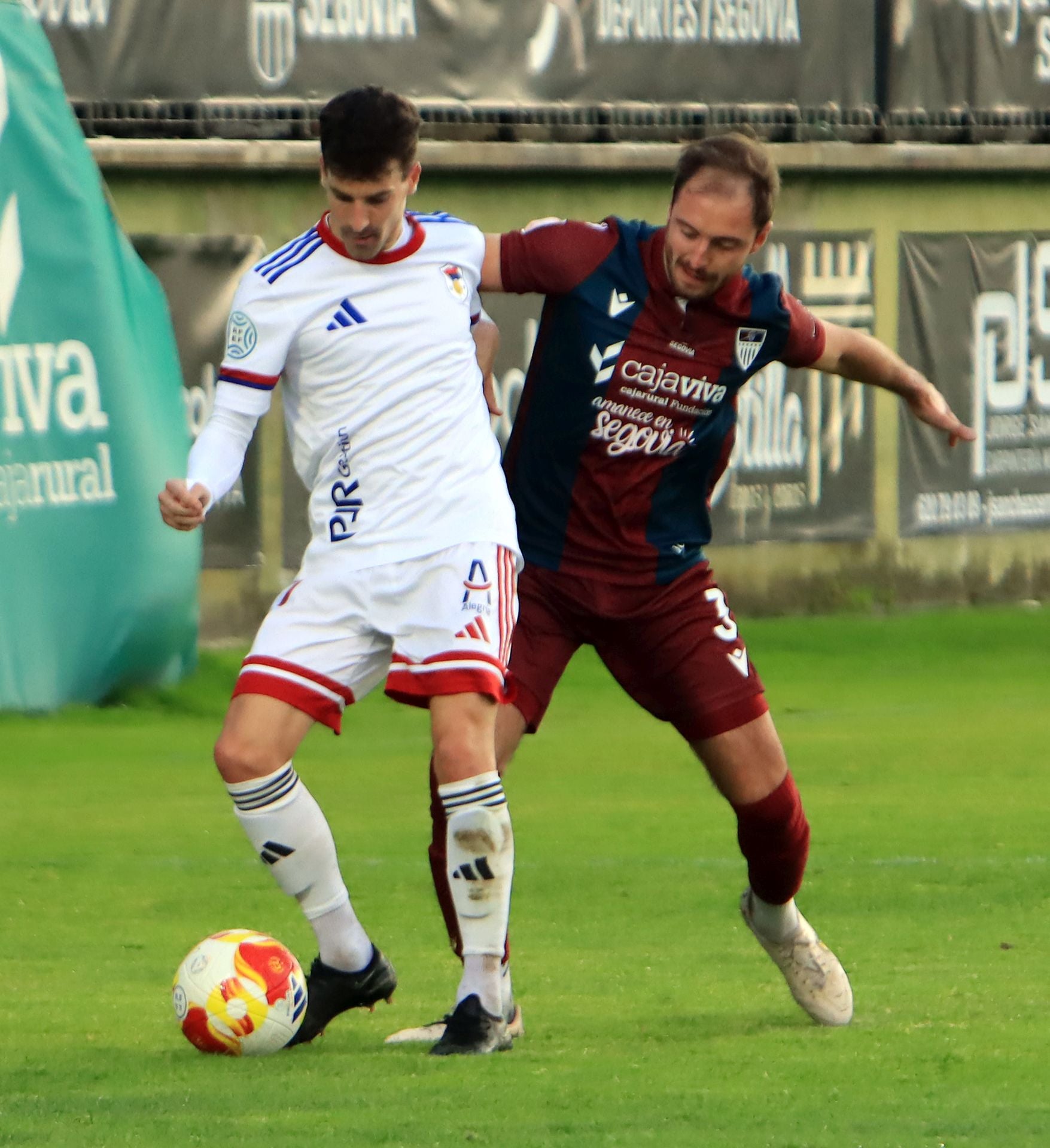 Fotos del triunfo de la Segoviana ante el Langreo
