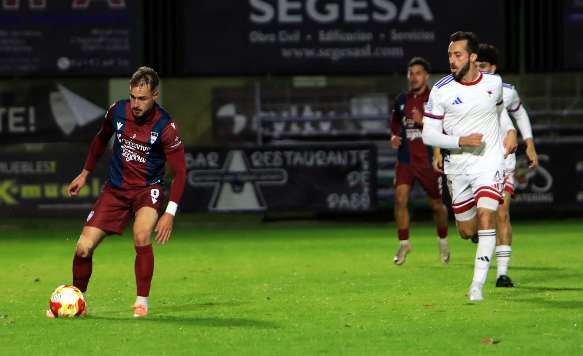 Fotos del triunfo de la Segoviana ante el Langreo