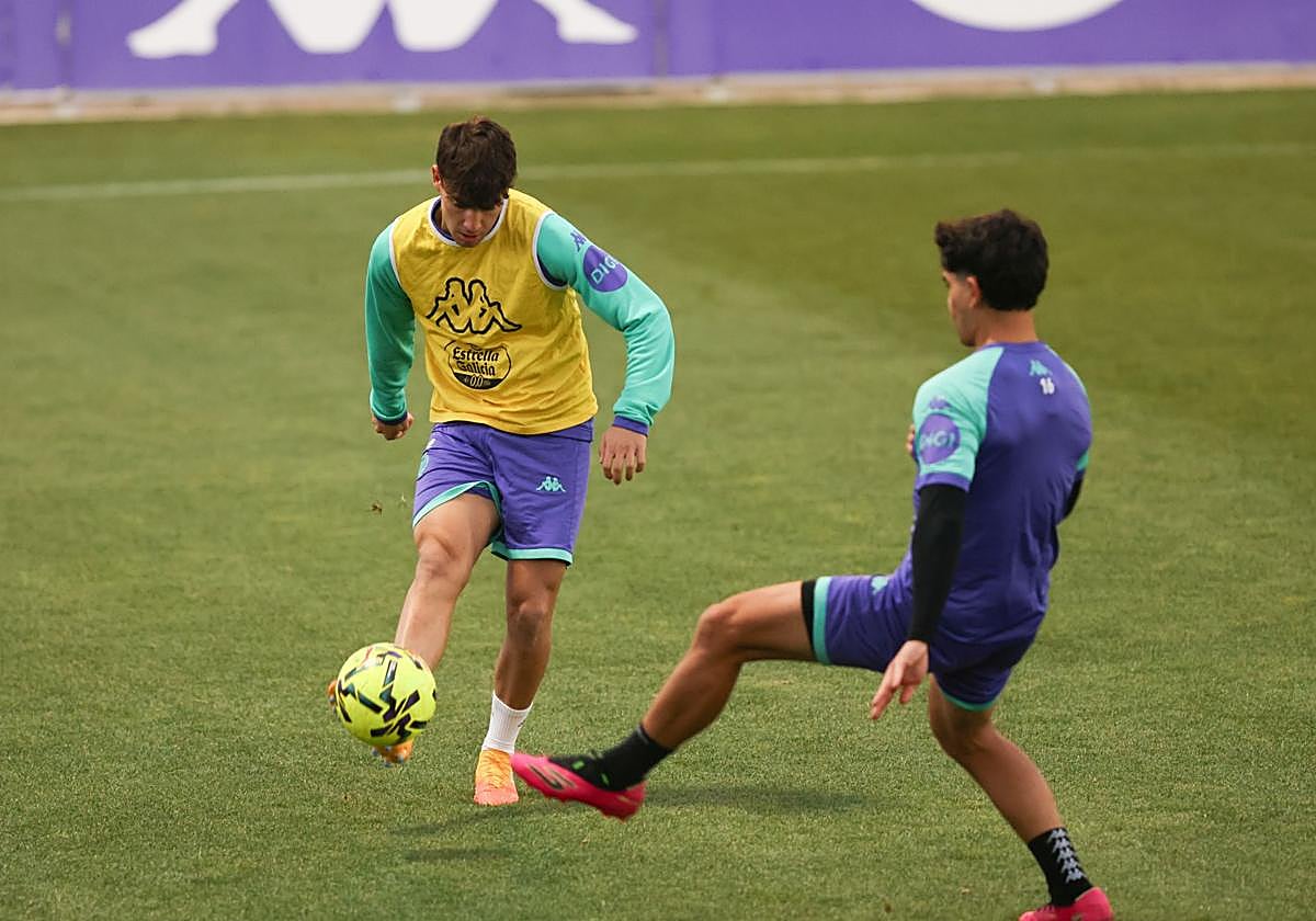 Las imágenes del entrenamiento del Real Valladolid con la ausencia de Almada