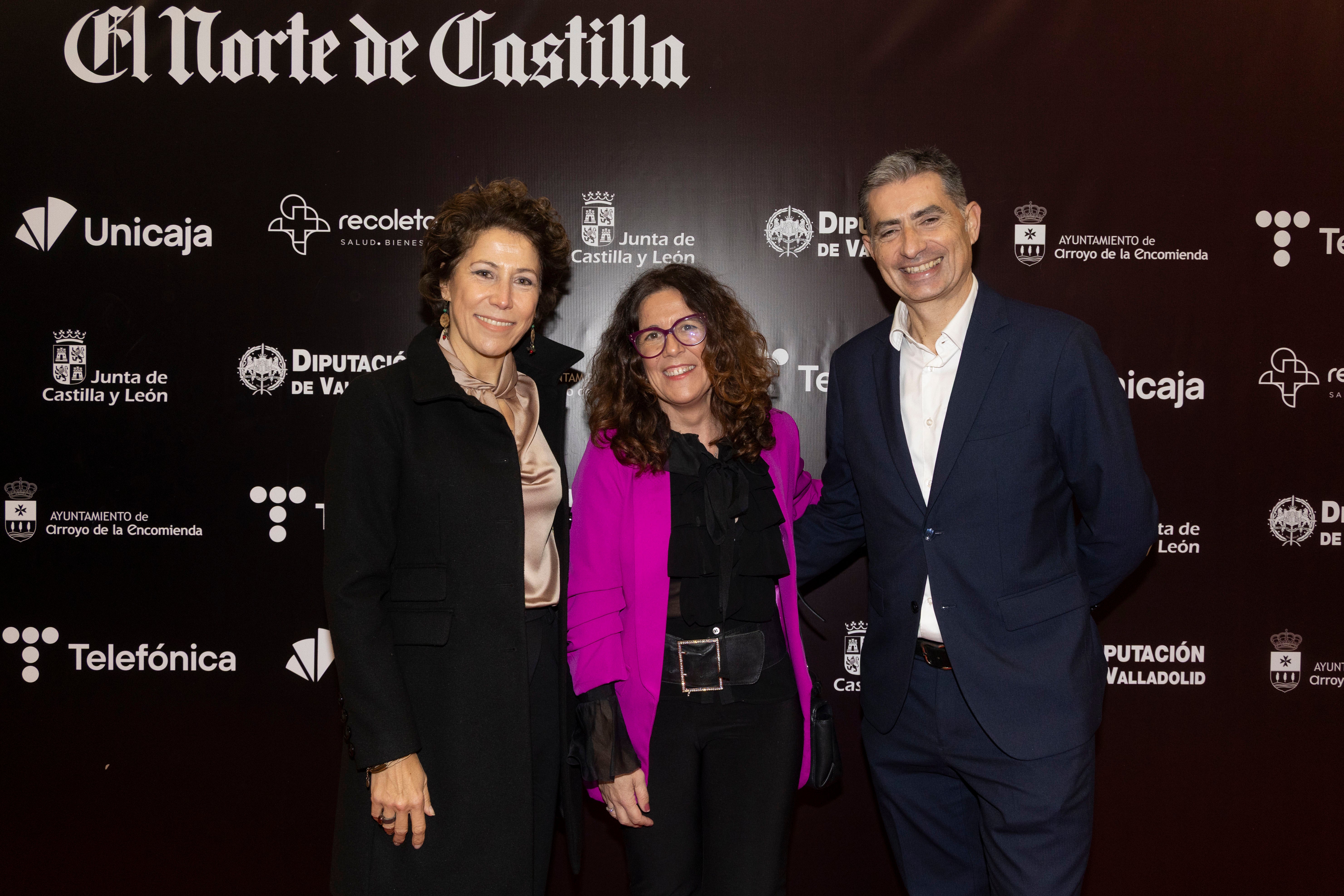 Marifé Blanco, de El Norte; María José Gutiérrez, de Telefónica; y José Antonio Benavides, de Cajamar.