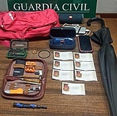 Objetos intervenidos al hombre detenido.