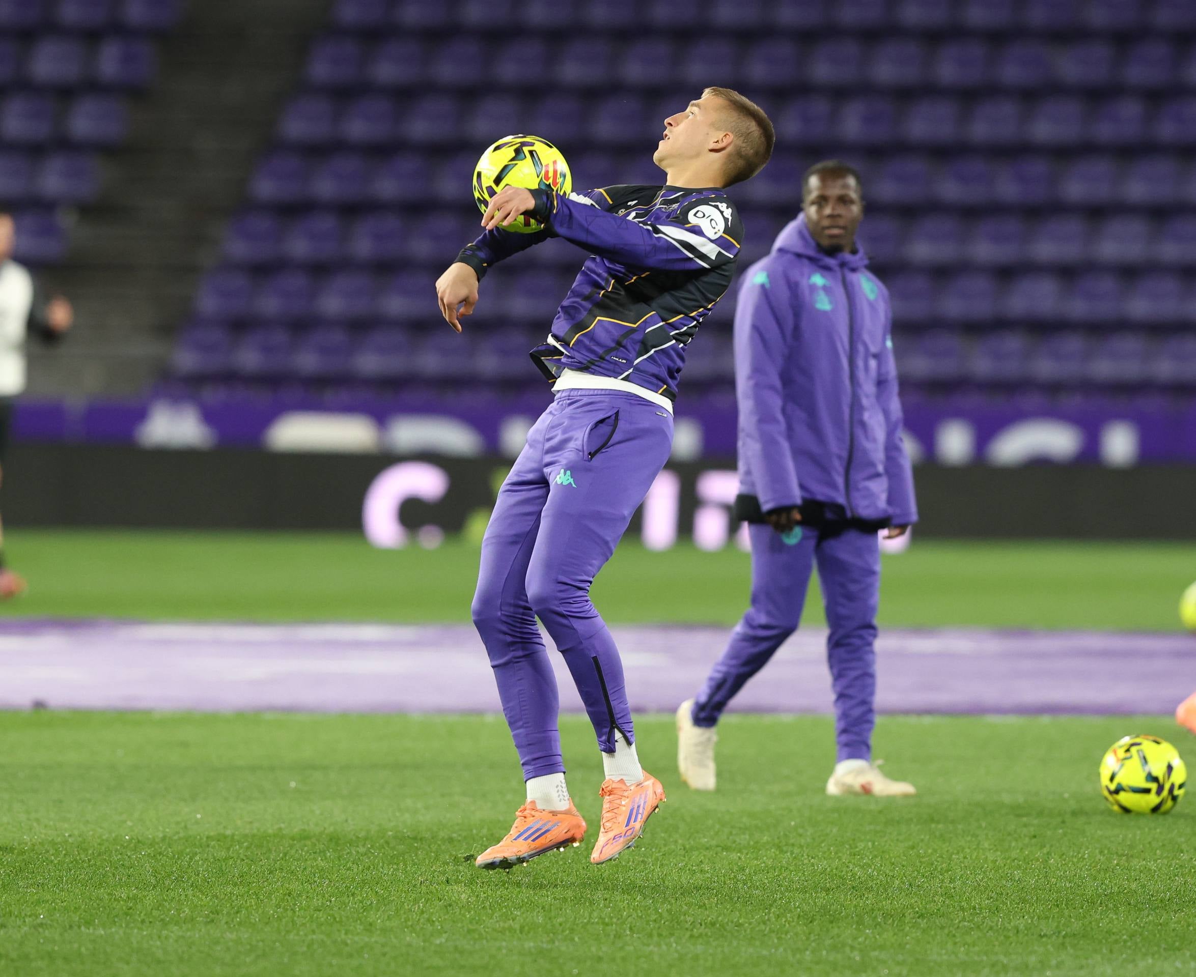 La derrota del Pucela ante el Estrela Amadora, en imágenes