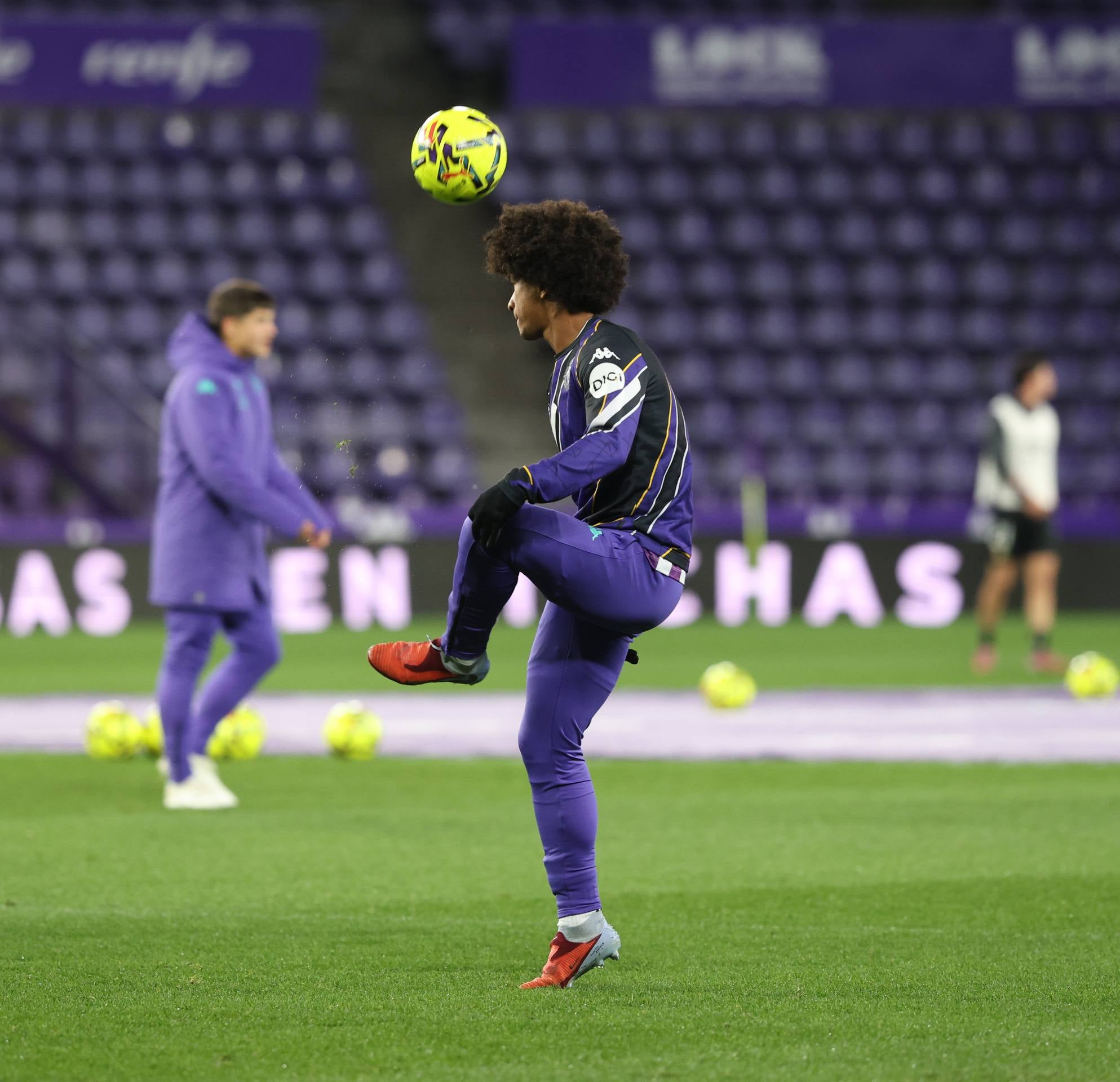 La derrota del Pucela ante el Estrela Amadora, en imágenes