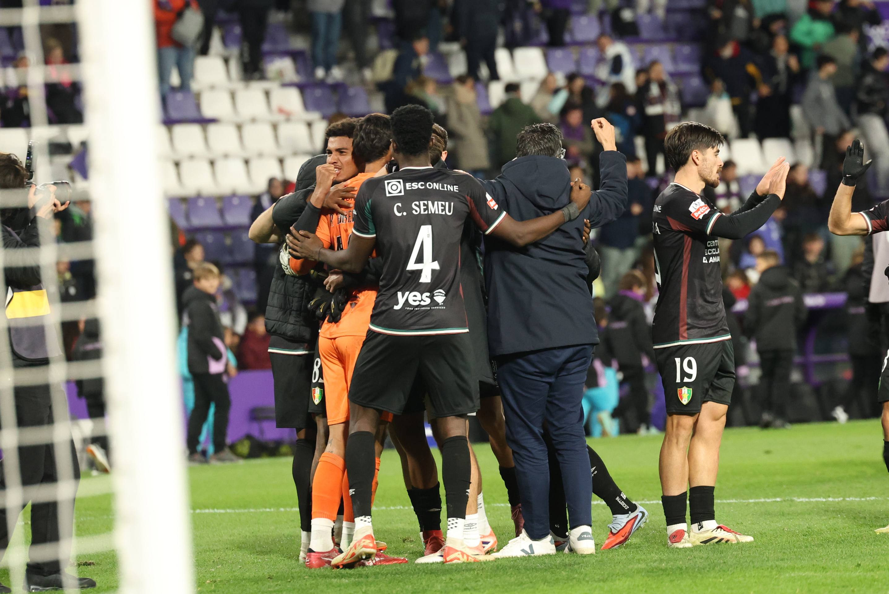 La derrota del Pucela ante el Estrela Amadora, en imágenes